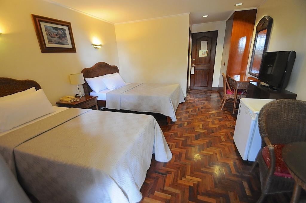 Vacation Hotel Cebu Екстериор снимка