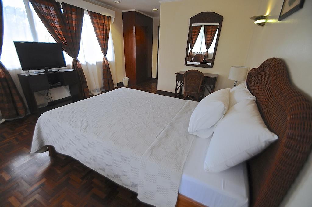 Vacation Hotel Cebu Екстериор снимка