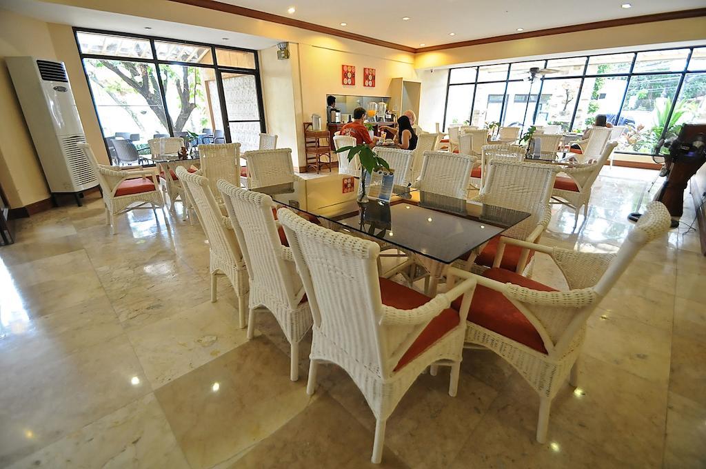 Vacation Hotel Cebu Екстериор снимка
