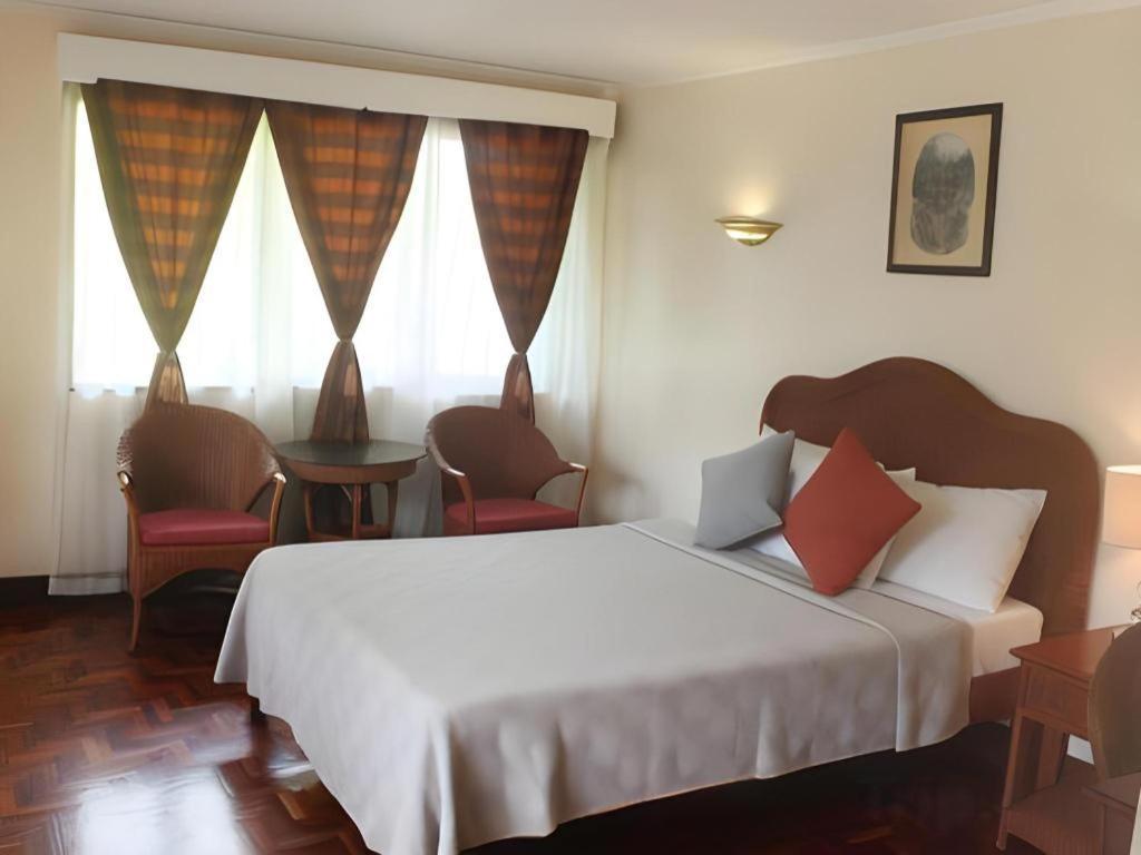 Vacation Hotel Cebu Екстериор снимка