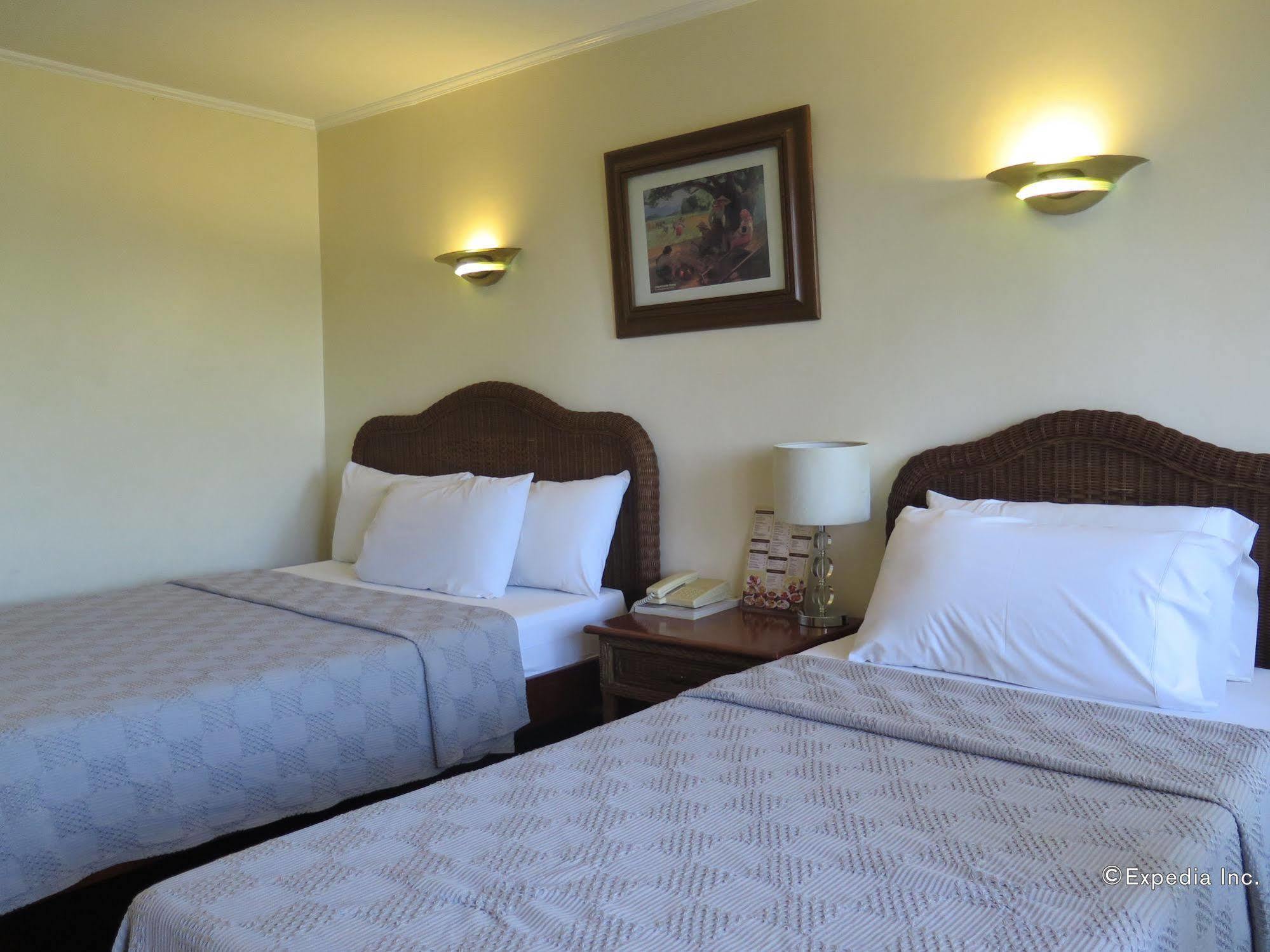 Vacation Hotel Cebu Екстериор снимка